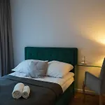Easy Rent- Wieniawska 80 24h Check-in
