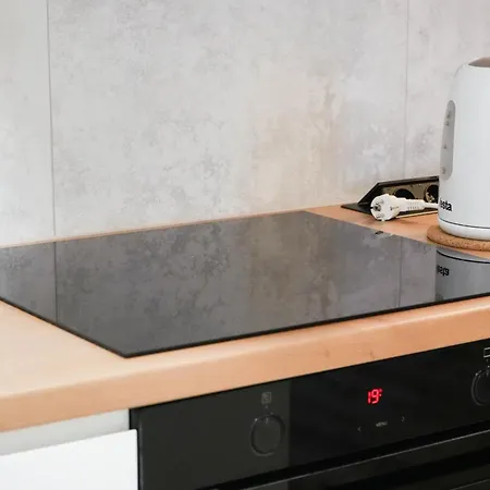Easy Rent- Wieniawska 80 24h Check-in Appartamento