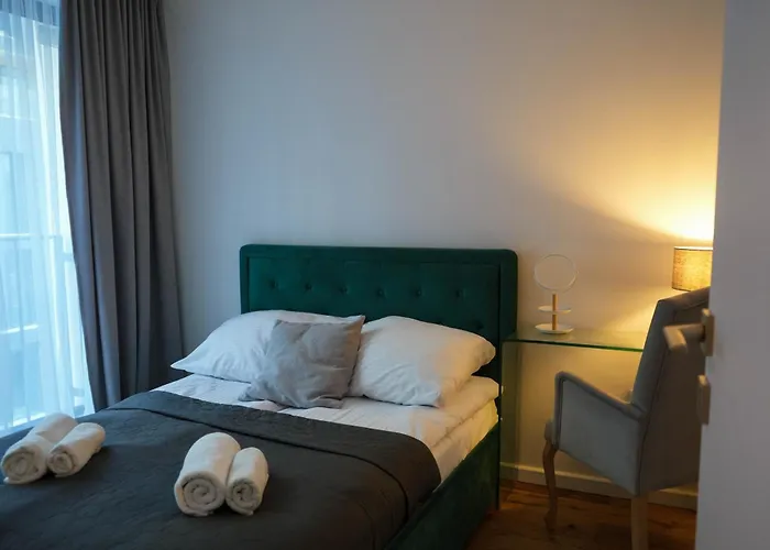 Easy Rent- Wieniawska 80 24h Check-in